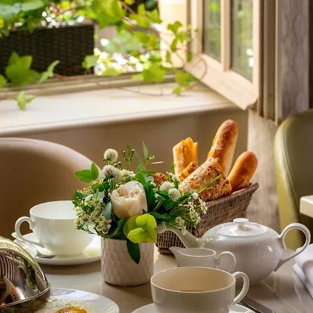 Hotell D'aubusson Paris