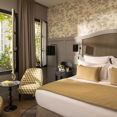 D'aubusson 5* Paris