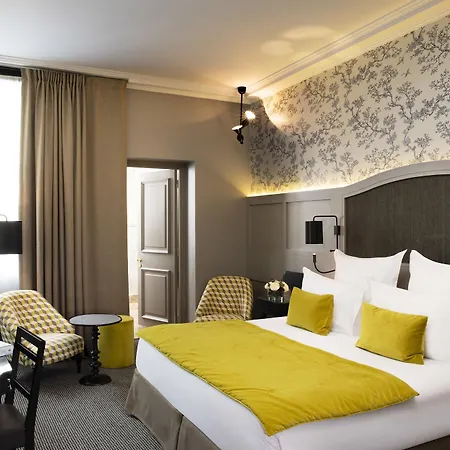 D'aubusson Hotel
