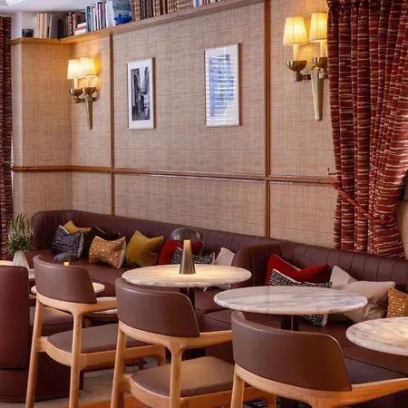 Hotel D'aubusson Paris