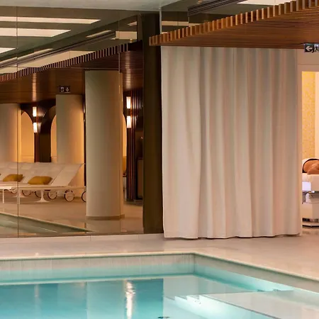 Hotell D'aubusson Paris