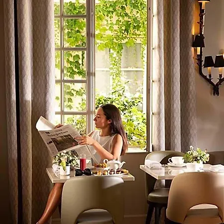 D'aubusson Hotel