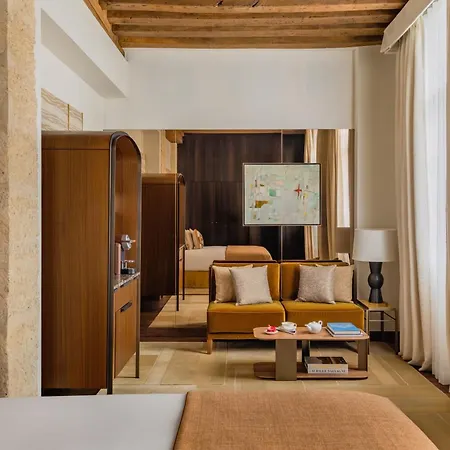 Hotel D'aubusson Paris