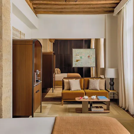 Hotel D'aubusson 5*