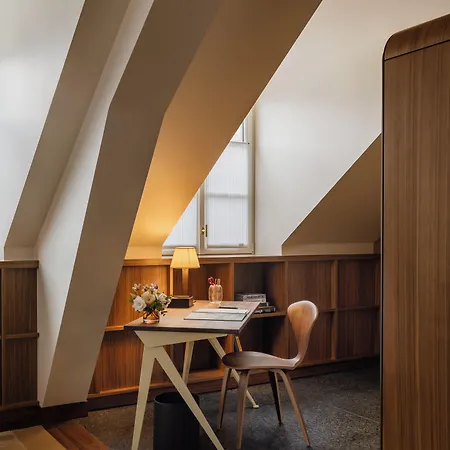 Hotel D'aubusson Paris
