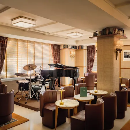 D'aubusson Hotel