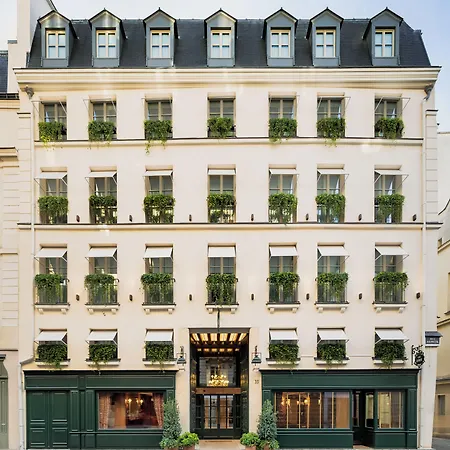 D'aubusson Hotel