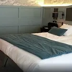 מלון D'aubusson 5*