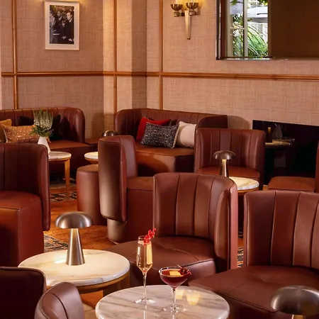 D'aubusson 5* Париж